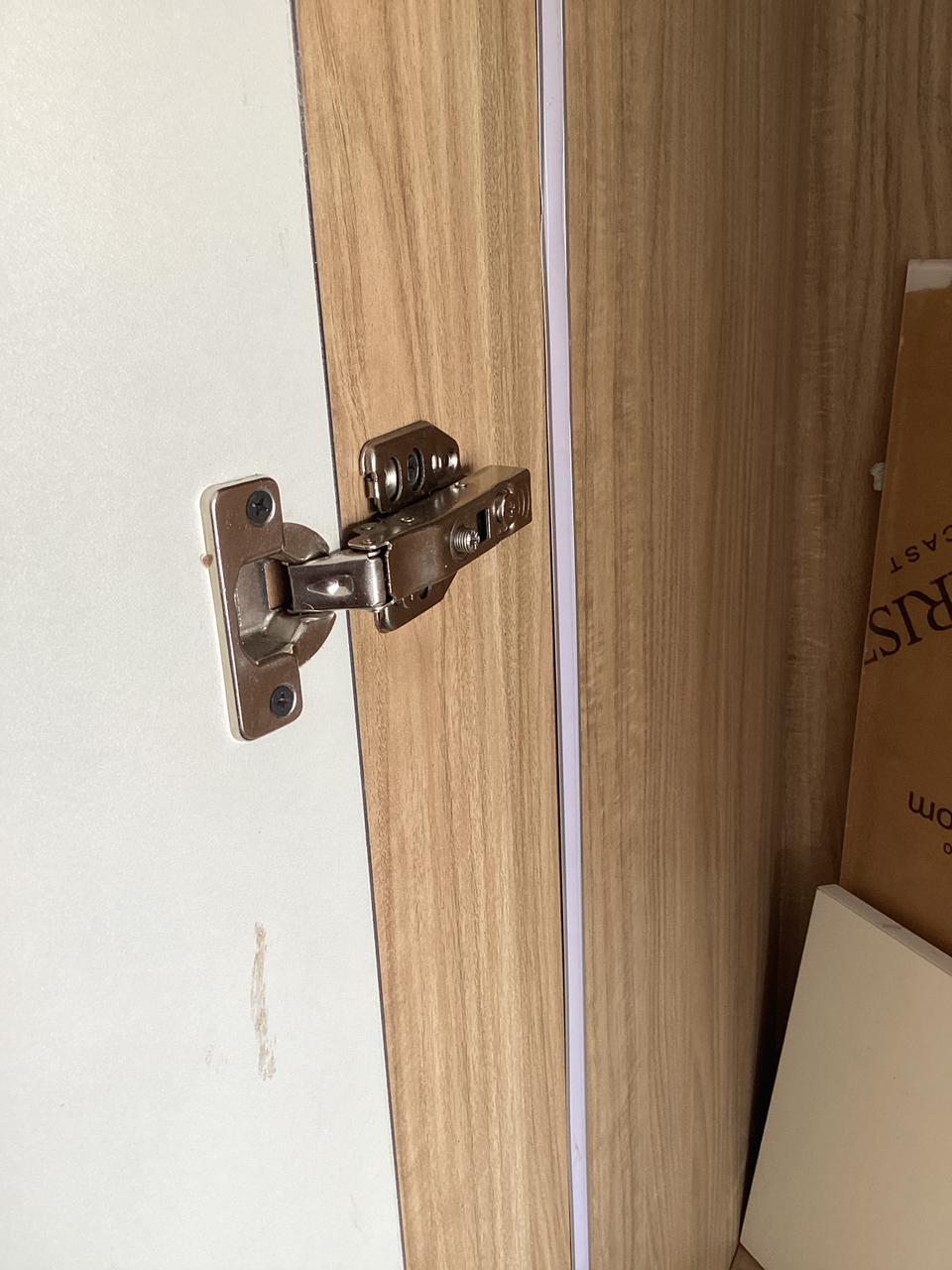 Slow Motion Hinge With Four Hole - Image 3